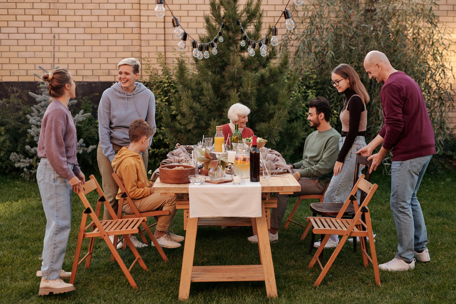 Rekindling Family Ties: The Ultimate Guide to Staying Connected Across Generations