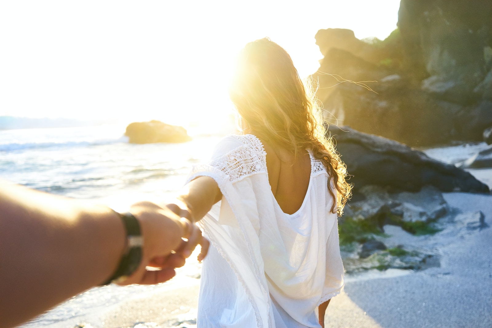 Unleash Your Inner Queen: Dating Tips for Sophisticated Women Over 35