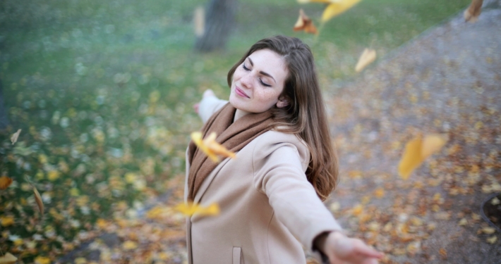 Woman Open Arms While Closed-eyes Smiling Photo