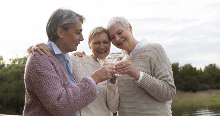 the-secret-sauce-of-happiness-unveiling-the-power-of-meaningful-friendships-in-retirement