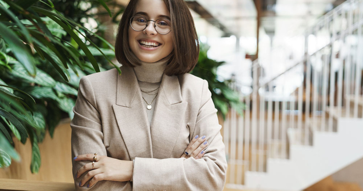 breaking-the-mold-why-risk-taking-women-are-rewriting-the-rules-of-investing