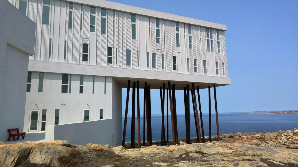 The inn's facade above the shoreline.